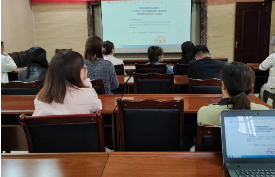 公司组织学习《四川省融资担保行业消费者权益保护自律公约》