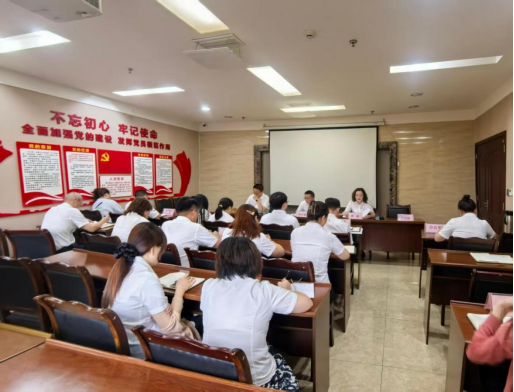 市农担公司召开2026年半年度工作会议